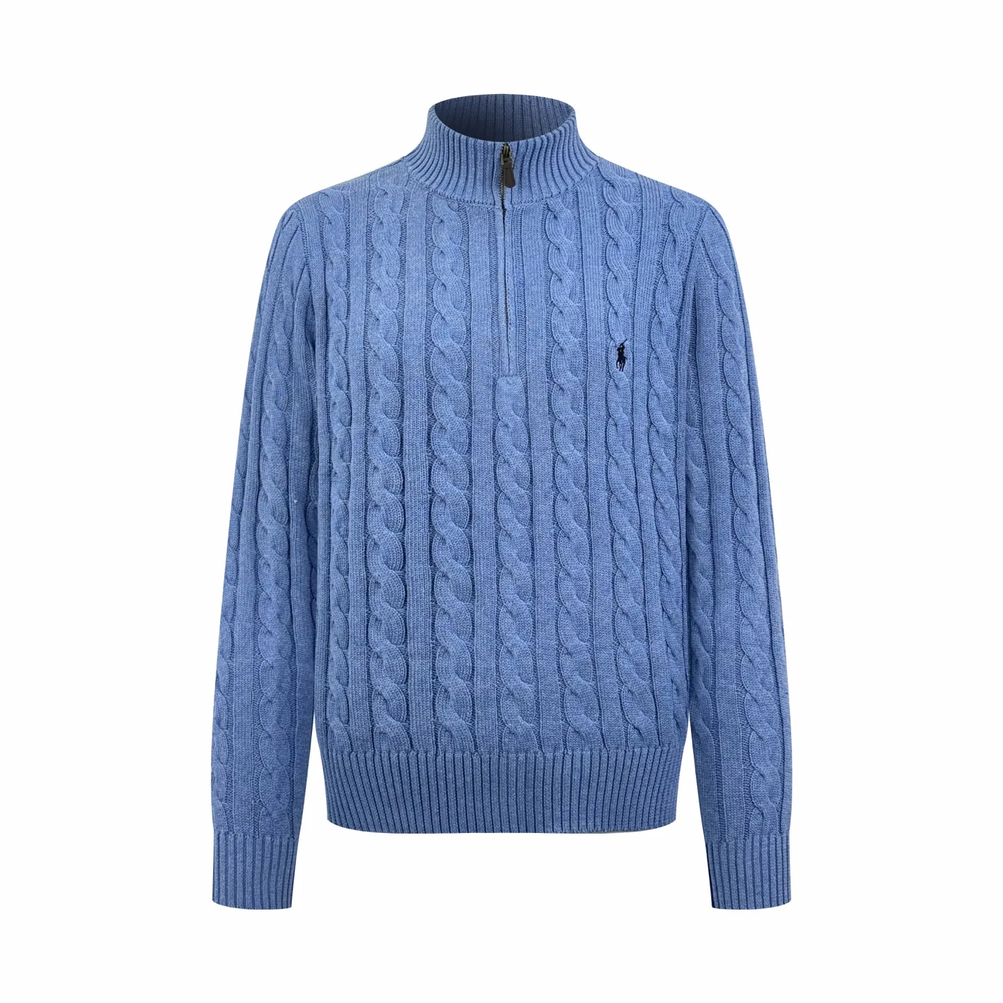 P420 Ralph Lauren cable knitted zipper sweater. Customized cotton cable knitted thick wool. Fine texture. Comfortable and close to the skin. Glacier fog blue is the main color. The blue is breathable. The cold tone is full of velvet warmth. The classic cable knitted structure design injects soul. The arrangement is precise and orderly. The exquisite pony logo is embellished with it. It has an atmosphere of freedom and vitality. It is highly recognizable. The zipper half-high collar design has just the right sense of gorgeousness. It interprets high-end style with unique details. Adhere to the eternal elegance and taste. Process 1: Adopt imported machine embroidery technology. Use advanced computer control systems and precision mechanical components to achieve iconic pony embroidery operations with high precision and smooth and delicate lines. Process 2: Three-dimensional cable weaving. Through clever shifting and interweaving of coils, adjacent coils are cross-shifted to form a twisting effect of cable ties. The lines are smooth and regular. Time-consuming and laborious. Process 3: Garment washing water is added to soften and deodorize the process. Professional washing equipment and specific detergents are used. Deeply clean and deodorize clothing to improve the feel and appearance of clothing Accessories: Customized 1:1 Ralph Lauren zipper Customized 1:1 leather lanyard Customized 1:1 Ralph Lauren trademark Fit: Fitted Fit Size: S M L XL Style No.: CC919